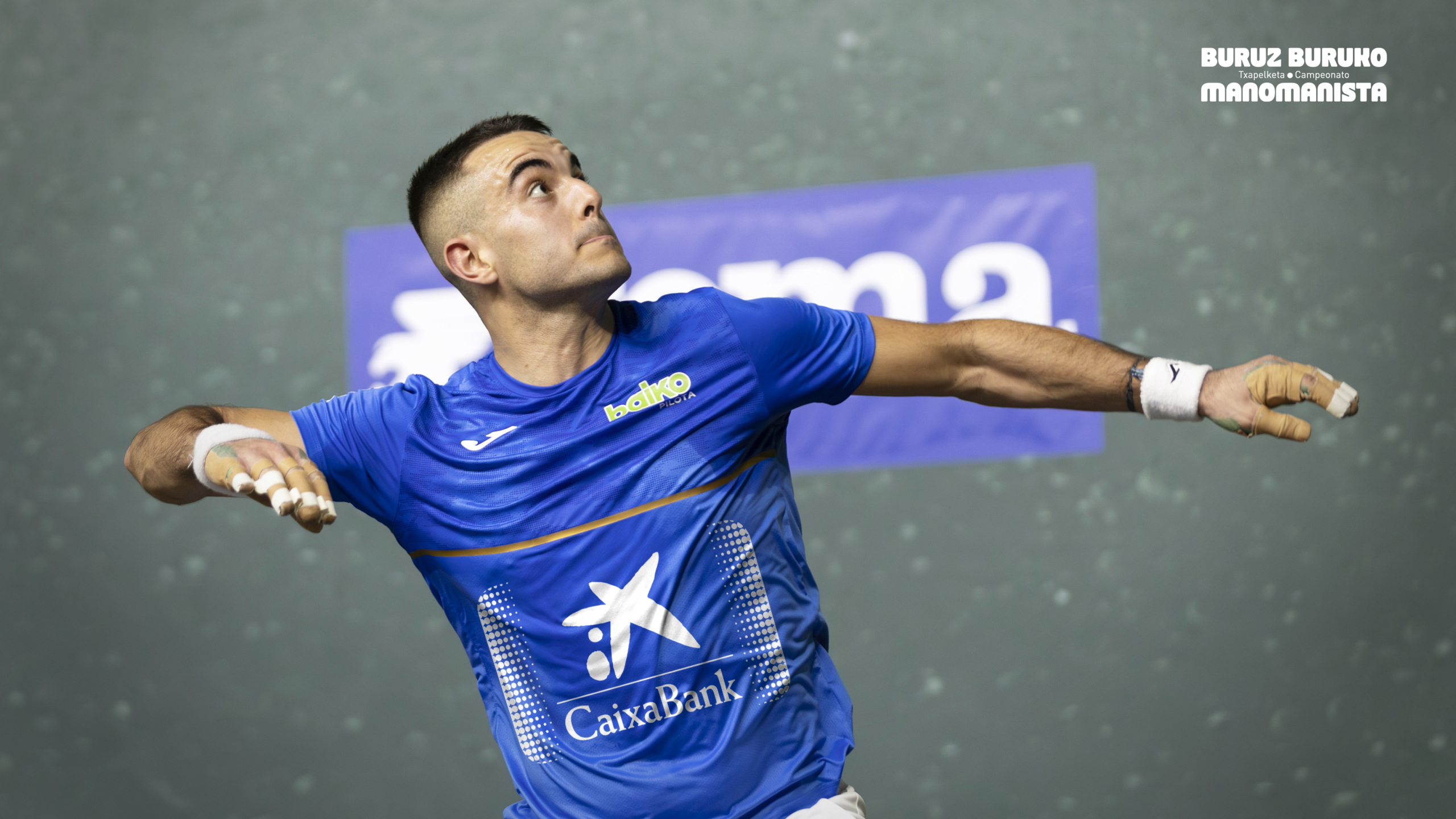 Larrazabal estrena con victoria la liga de cuartos de final